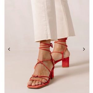 Paloma suede sandal